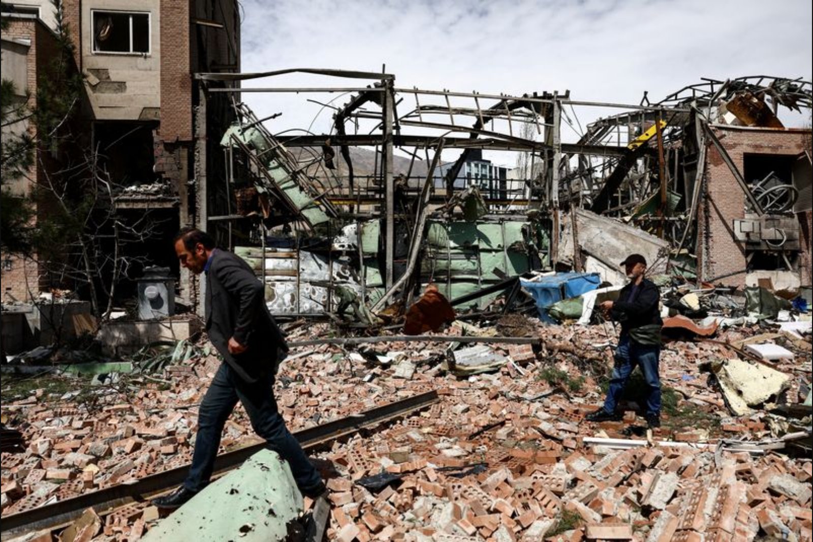 Death Toll Across the Region Rises as Iran War Spreads to Multiple Fronts