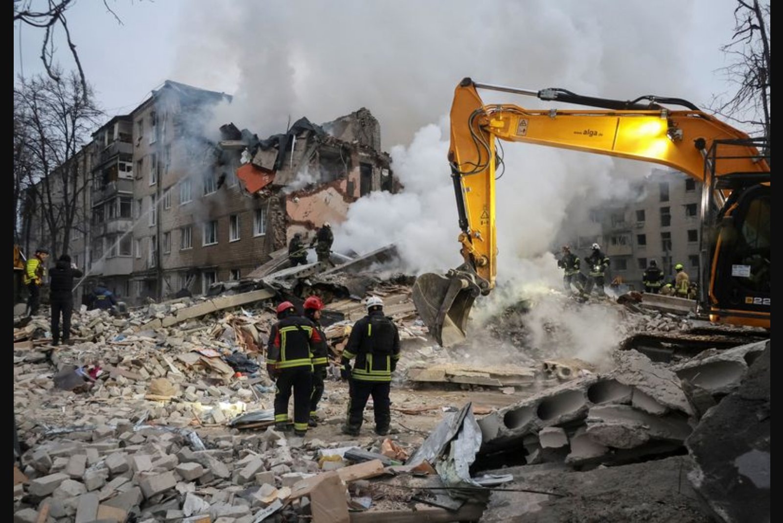 Kharkiv Hit by Overnight Missile and Drone Barrage; Dozens of Sites Damaged, Scores Killed and Injured