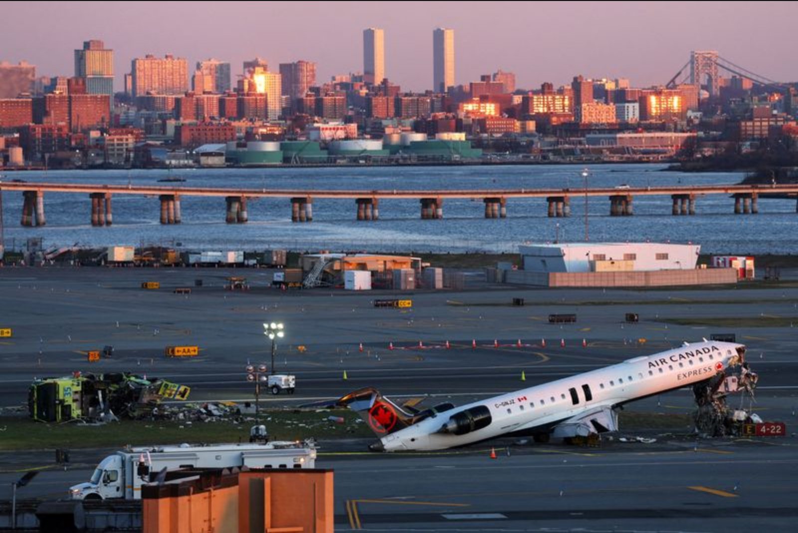 Document Suggests LaGuardia Controllers May Have Broken Staffing Rules Before Fatal Collision