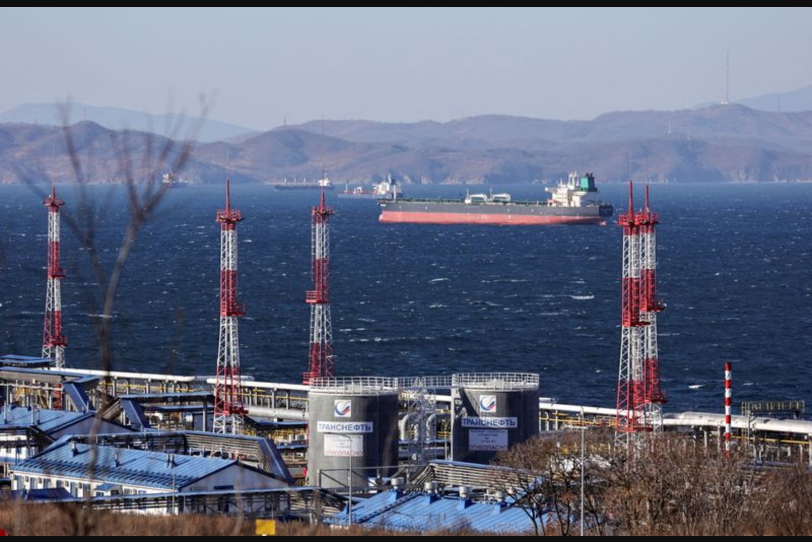 U.S. Energy Officials Defend Short-Term Waiver for Russian Oil as Pump Prices Spike