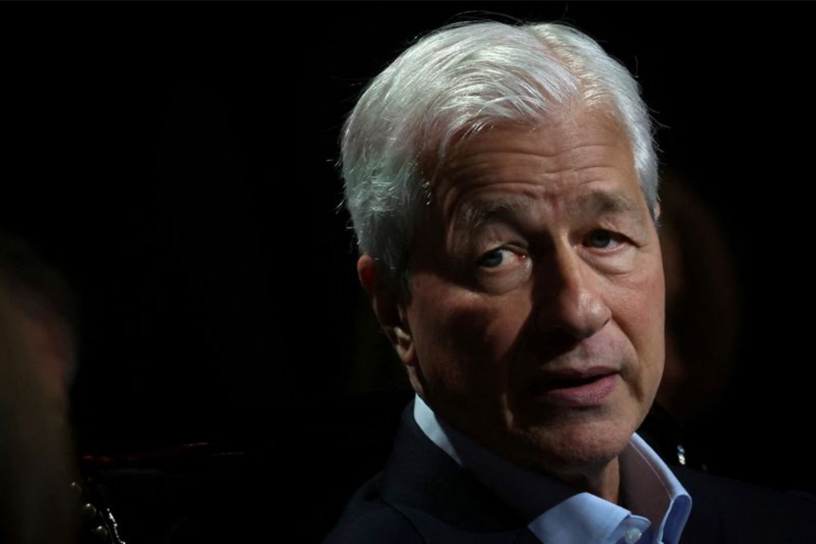 Dimon: Not Worried About Inflation, But Stagflation and Geopolitical Shocks Remain Risks
