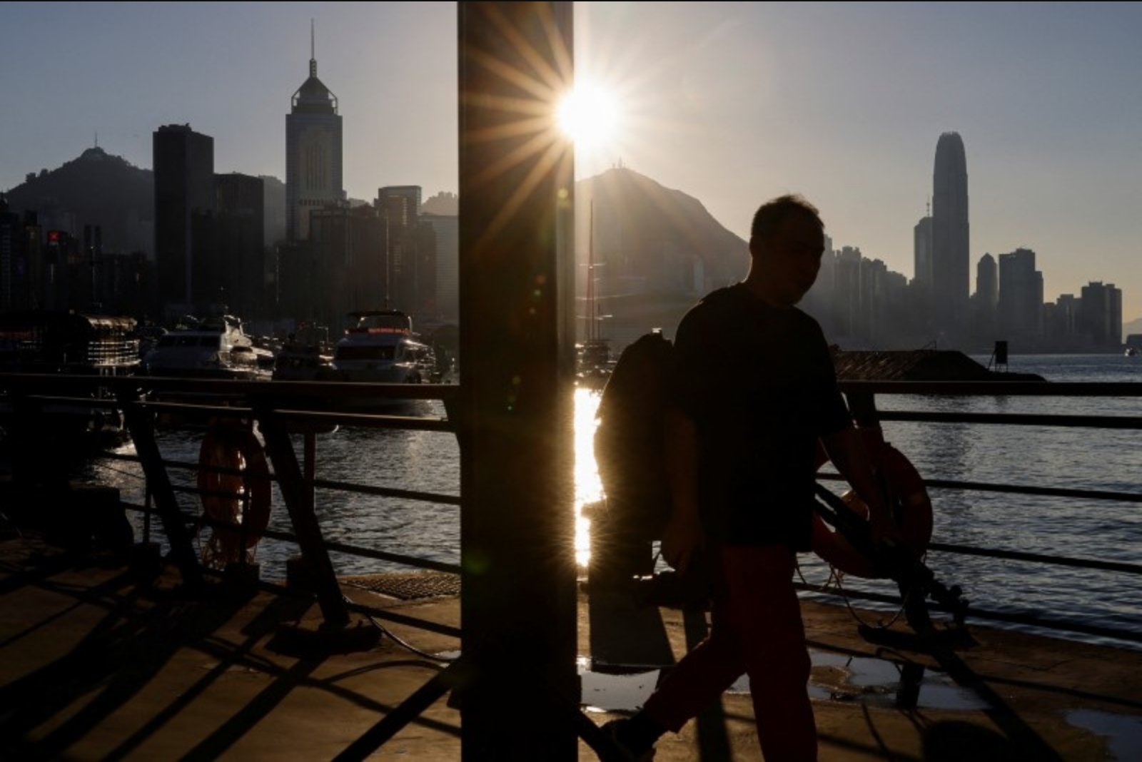 International Firms Renew Interest in Hong Kong Listings as IPO Activity Strengthens