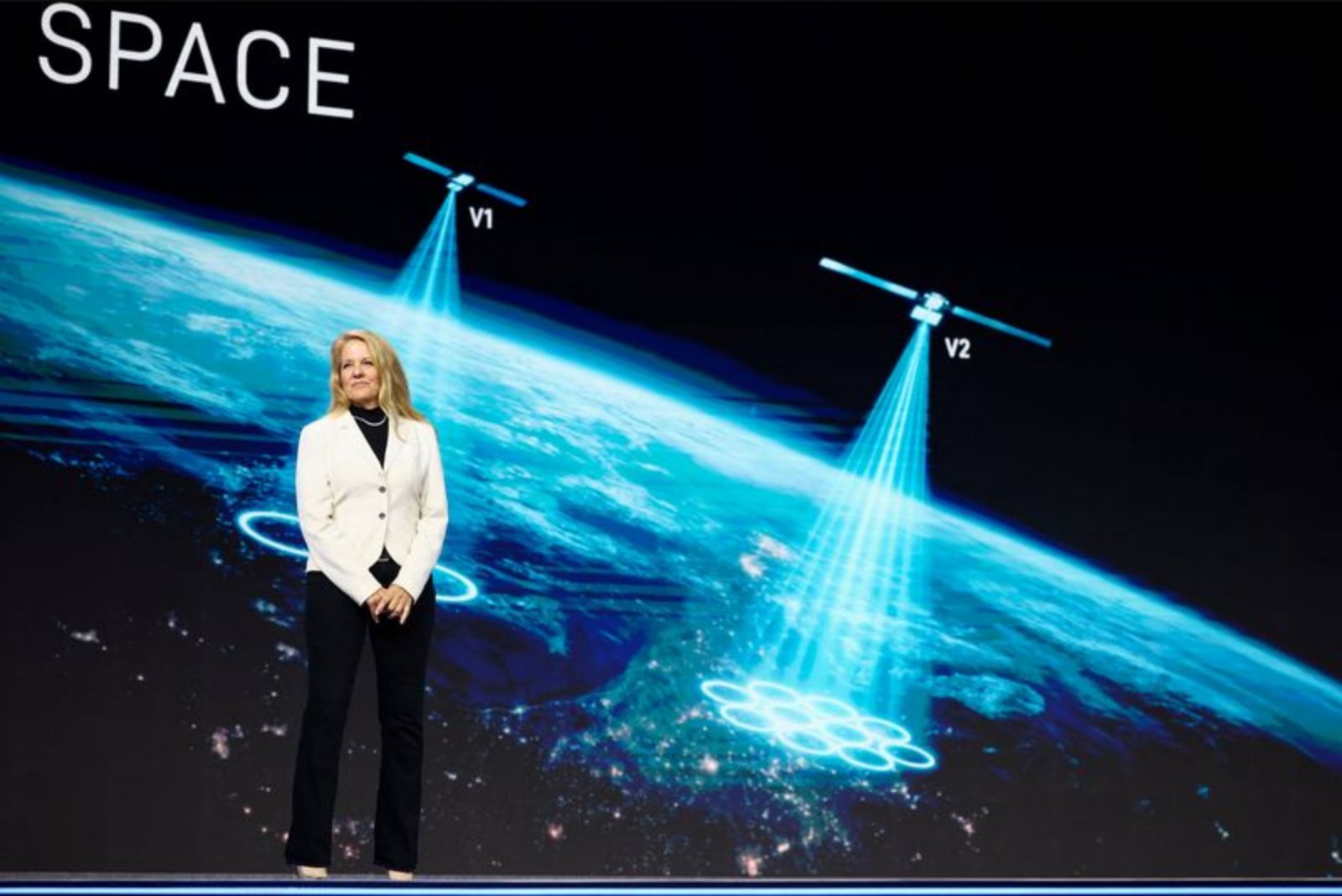 SpaceX COO Gwynne Shotwell Took Home $85.8 Million Last Year, Prospectus Excerpt Shows