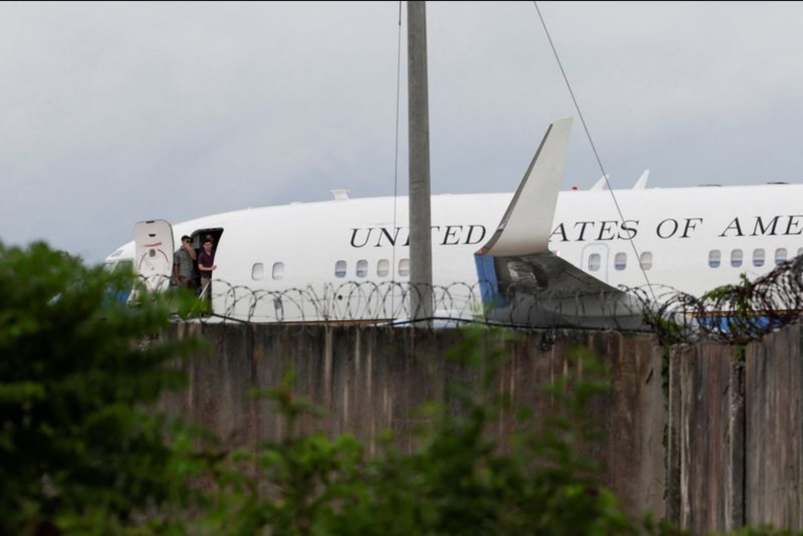 U.S. intelligence delegation meets Cuban interior officials in Havana, Havana says