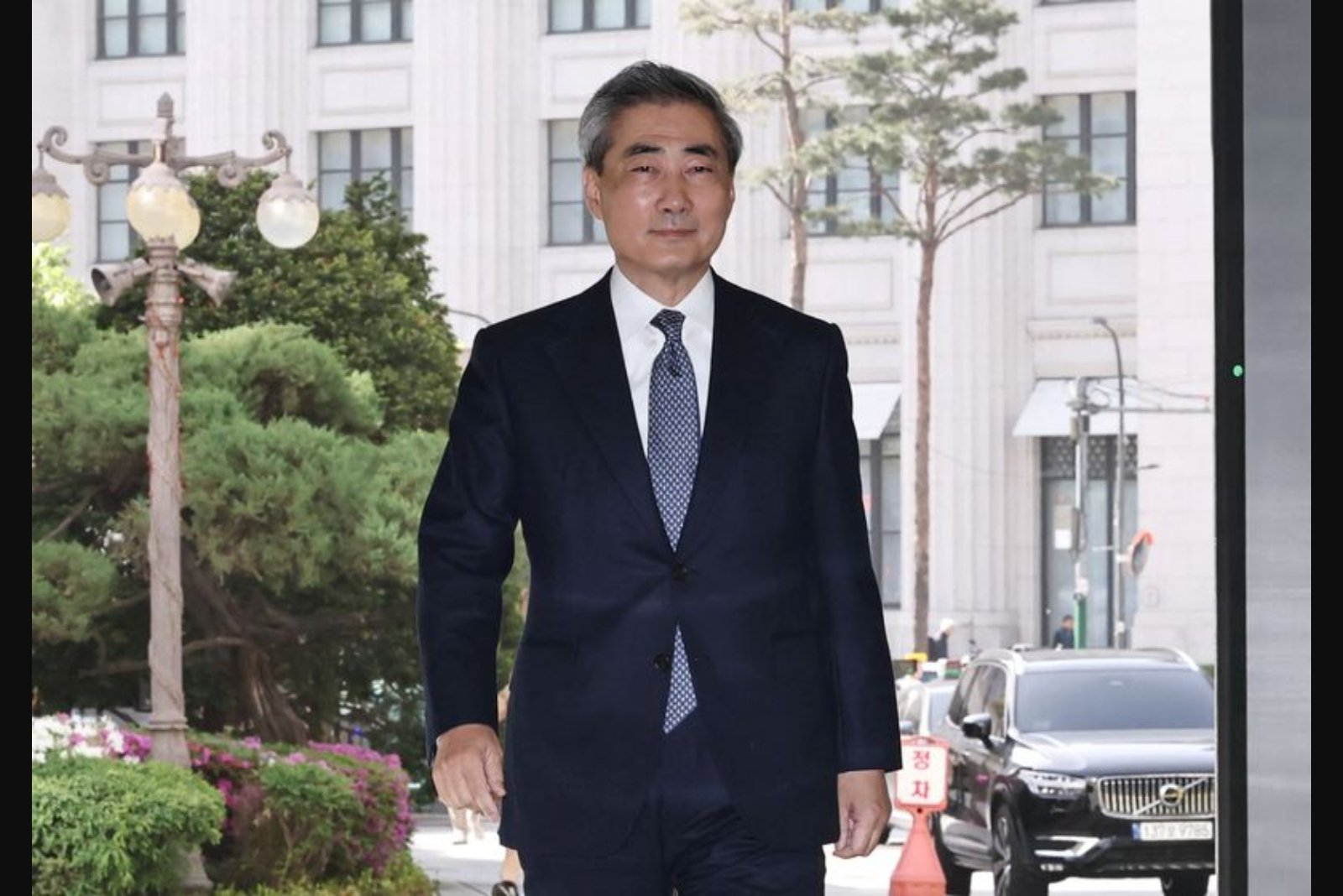 Crisis-Era Economist Aims to Open Won to the World as He Leads Bank of Korea