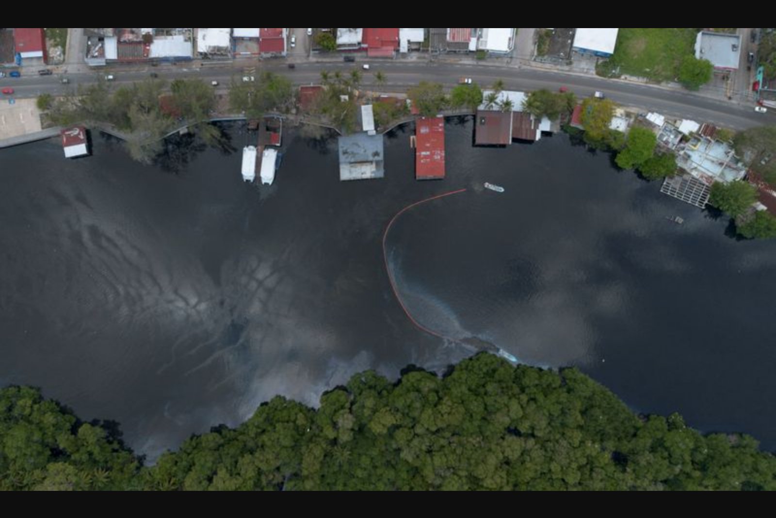 Coastal Communities, Wildlife Suffer After Fire and Oil Release at Pemex Olmeca Refinery