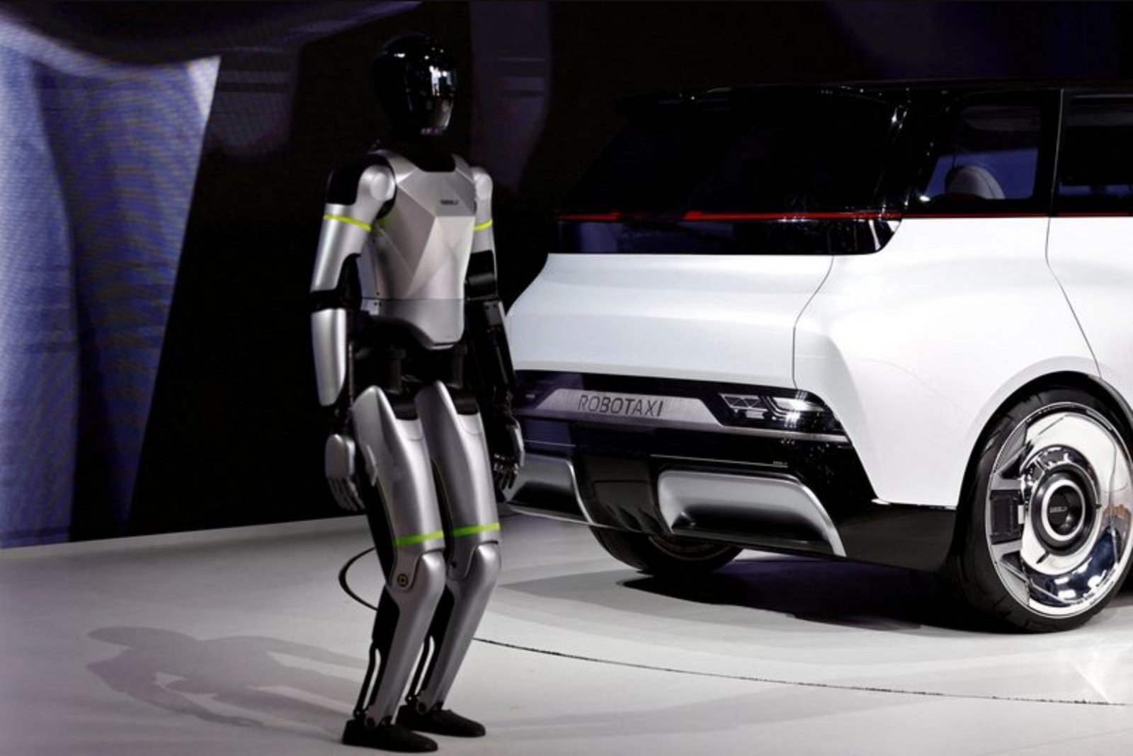 Caocao to deploy thousands of purpose-built Eva Cabs in 2027, aims for 100,000-vehicle fleet by 2030