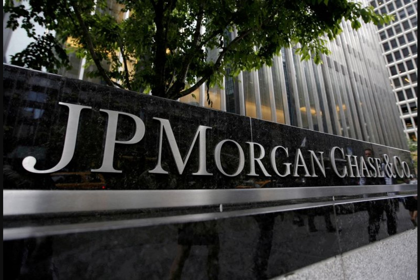 JPMorgan to ramp small-business lending, add branch staff and expand Alabama presence