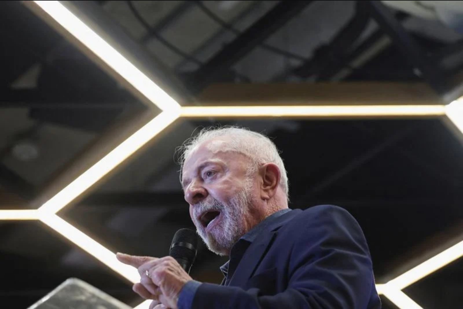 Lula Tells Trump to 'Stay Out' of Brazil's Election Debate