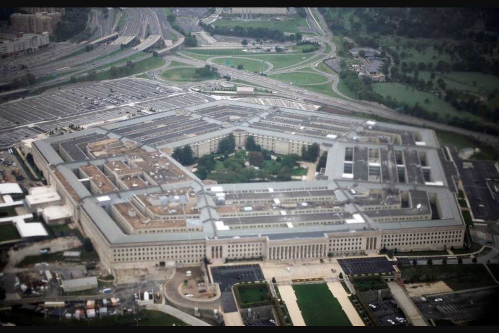 Judge Orders Pentagon to Reinstate Access for Credentialed Journalists