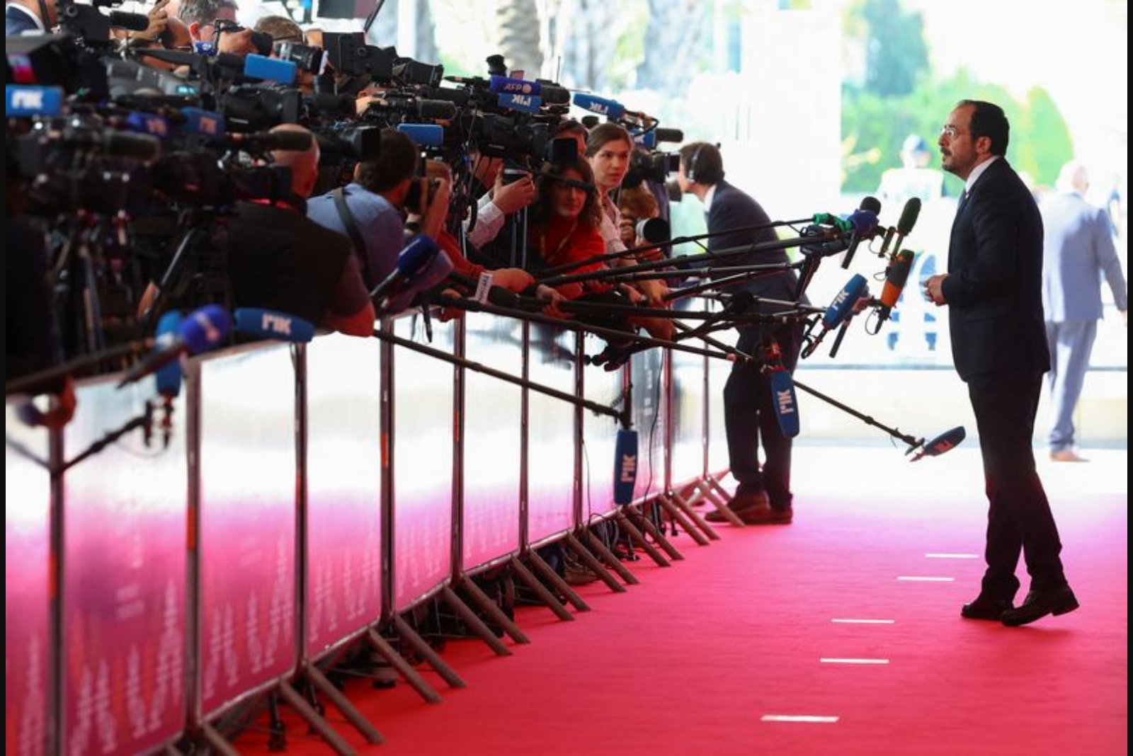 EU Leaders Instruct Commission to Draft Blueprint for Mutual Assistance Clause as NATO Doubts Rise