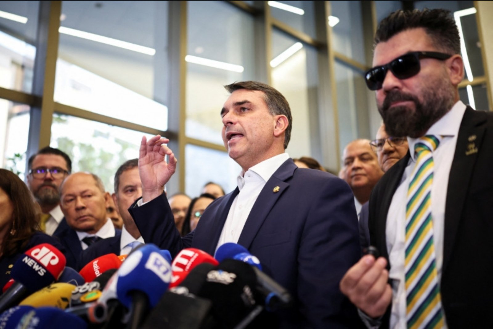 Senator Acknowledges Meeting With Banker Following His Arrest and Release