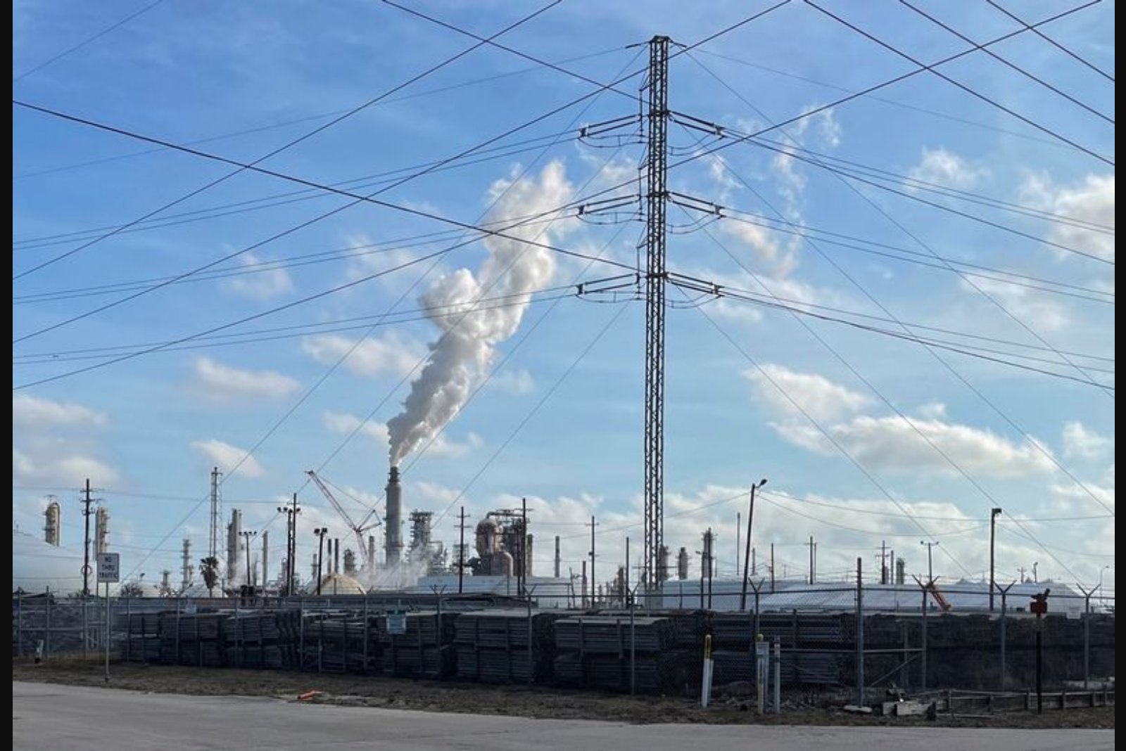 Gulf Coast Refiners Capture Rare Margin Surge as Middle East Disruptions Curtail Regional Output