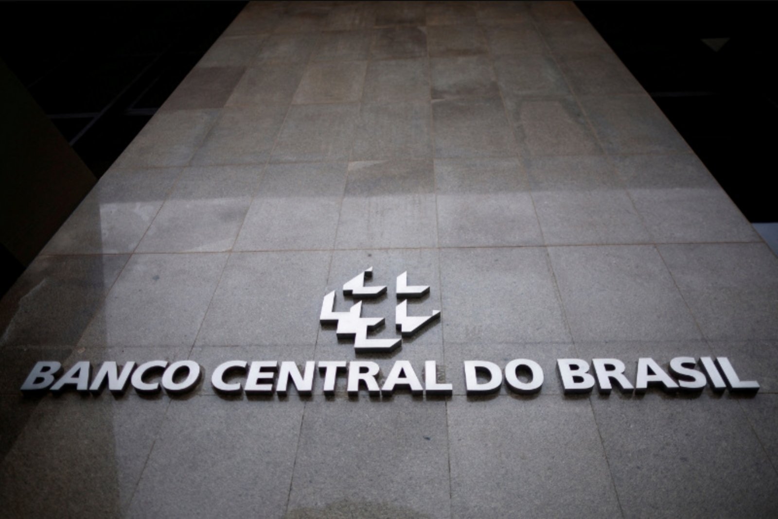 Brazilian Central Bank Declines to Give Forward Guidance Amid Middle East Shockwaves