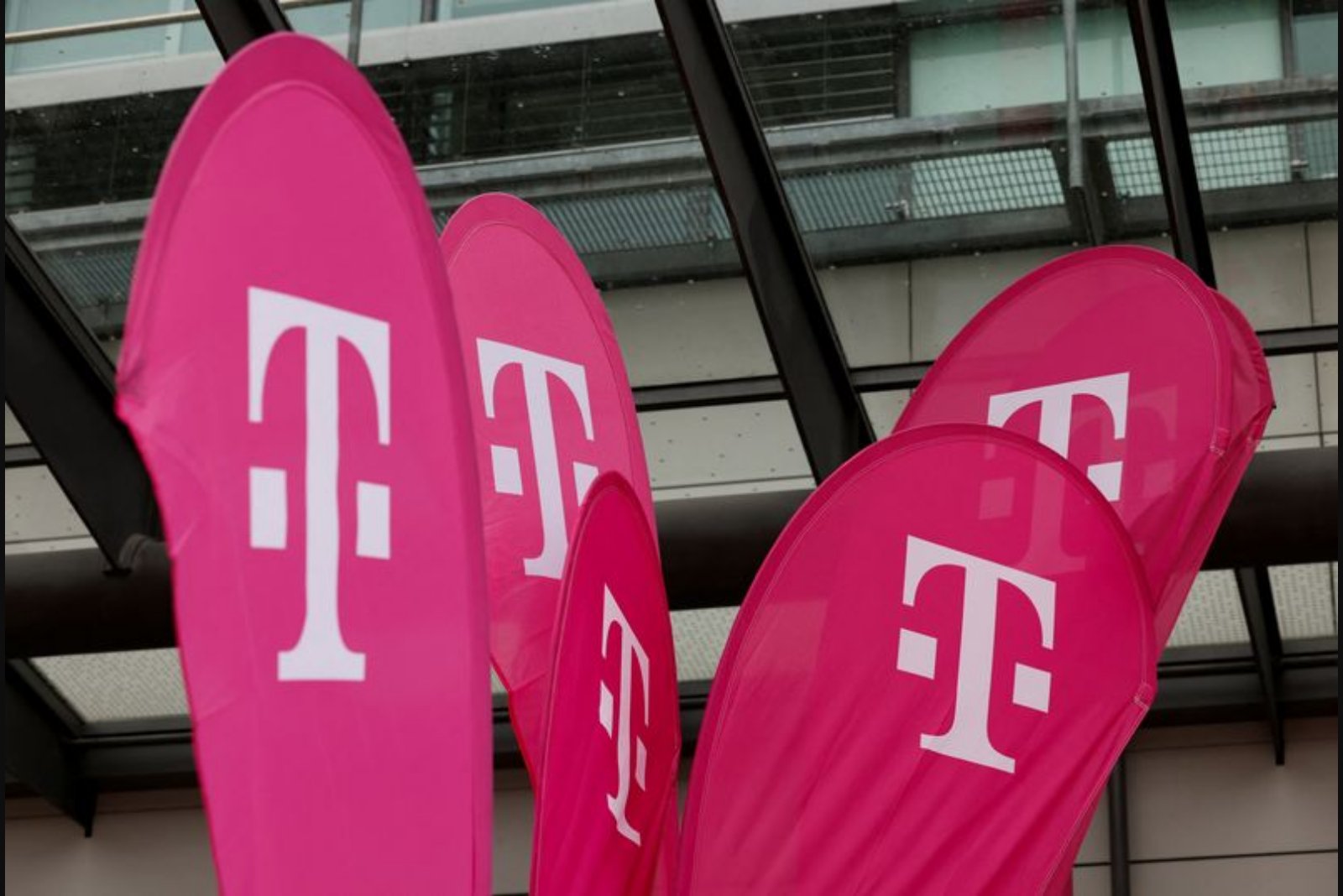 Deutsche Telekom and T-Mobile US Hold Early Talks on Proposed Transatlantic Merger