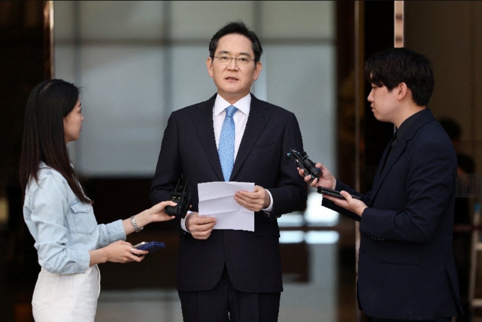 Samsung Electronics, Union to Restart Pay Negotiations Monday with Government Mediator