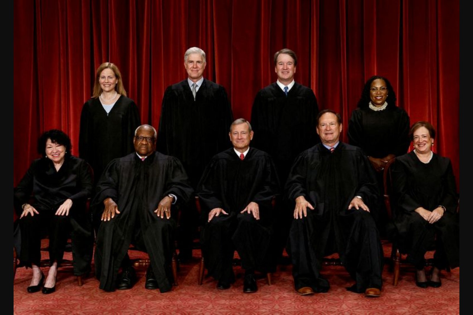 Retirement Calculus at the Supreme Court: Timing, Health, and the Political Stakes for Justices Alito and Thomas