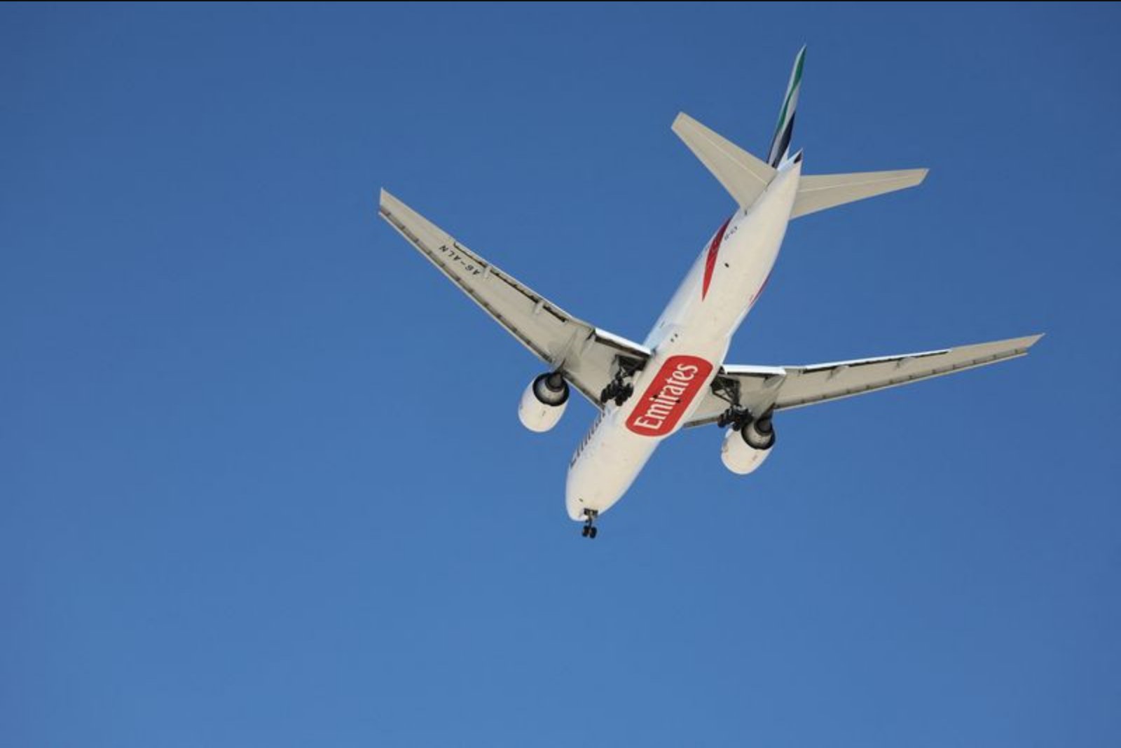 Airlines Continue Widespread Route Suspensions as Middle East Hubs Remain Closed