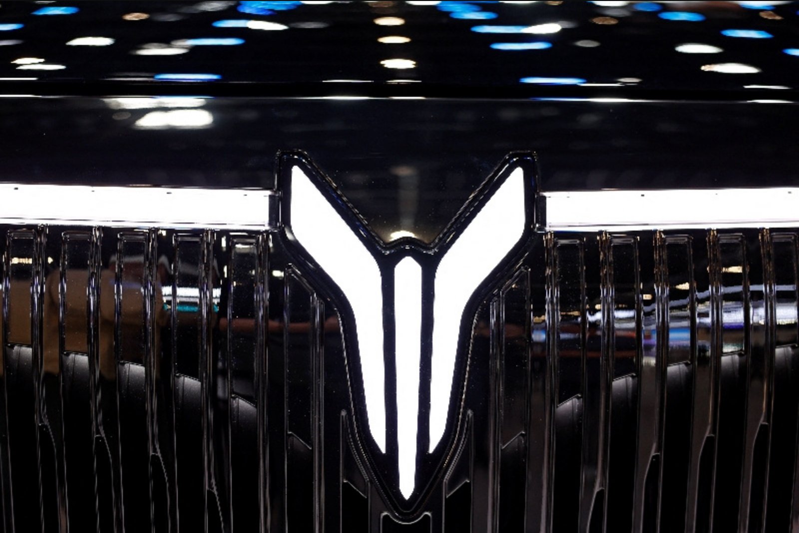Stellantis to Produce Voyah Electric Vehicle for Dongfeng at Rennes Plant, Sources Say