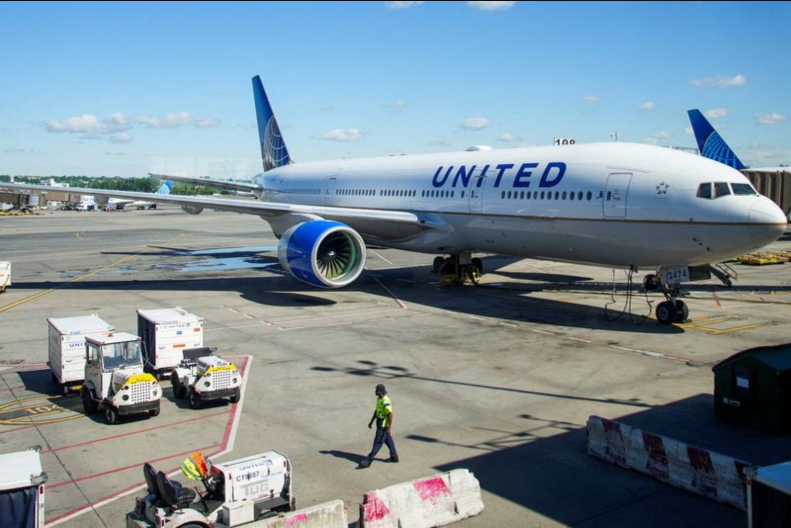 United Airlines to Add Three-Tier Pricing in Premium Cabins