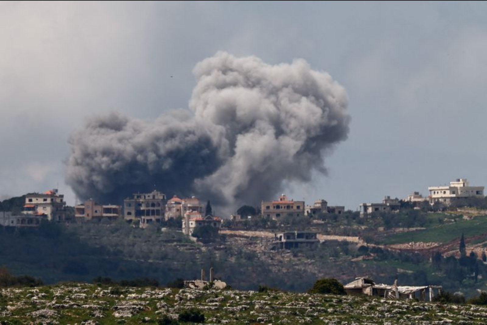 Trump Says Lebanese and Israeli Leaders Will Speak as Ceasefire Talks Gain Momentum