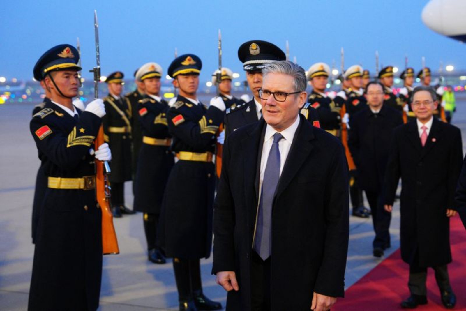 Starmer Meets Xi in Beijing as London Seeks a Reset in Bilateral Relations