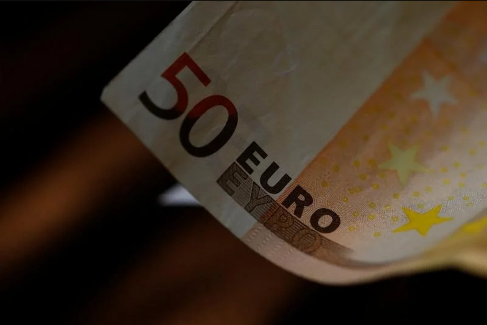 Treasury Yields Steady as Moody’s Upholds France Rating; Central Bank Decisions in Spotlight
