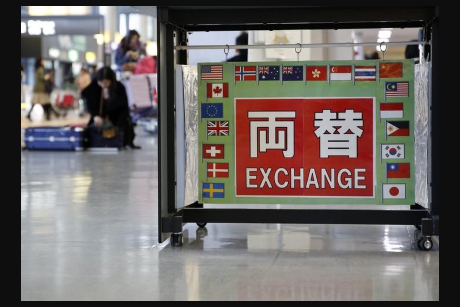 Citi Locks In Gains on Forint-Koruna Forward, Keeps Bullish Stance on Forint