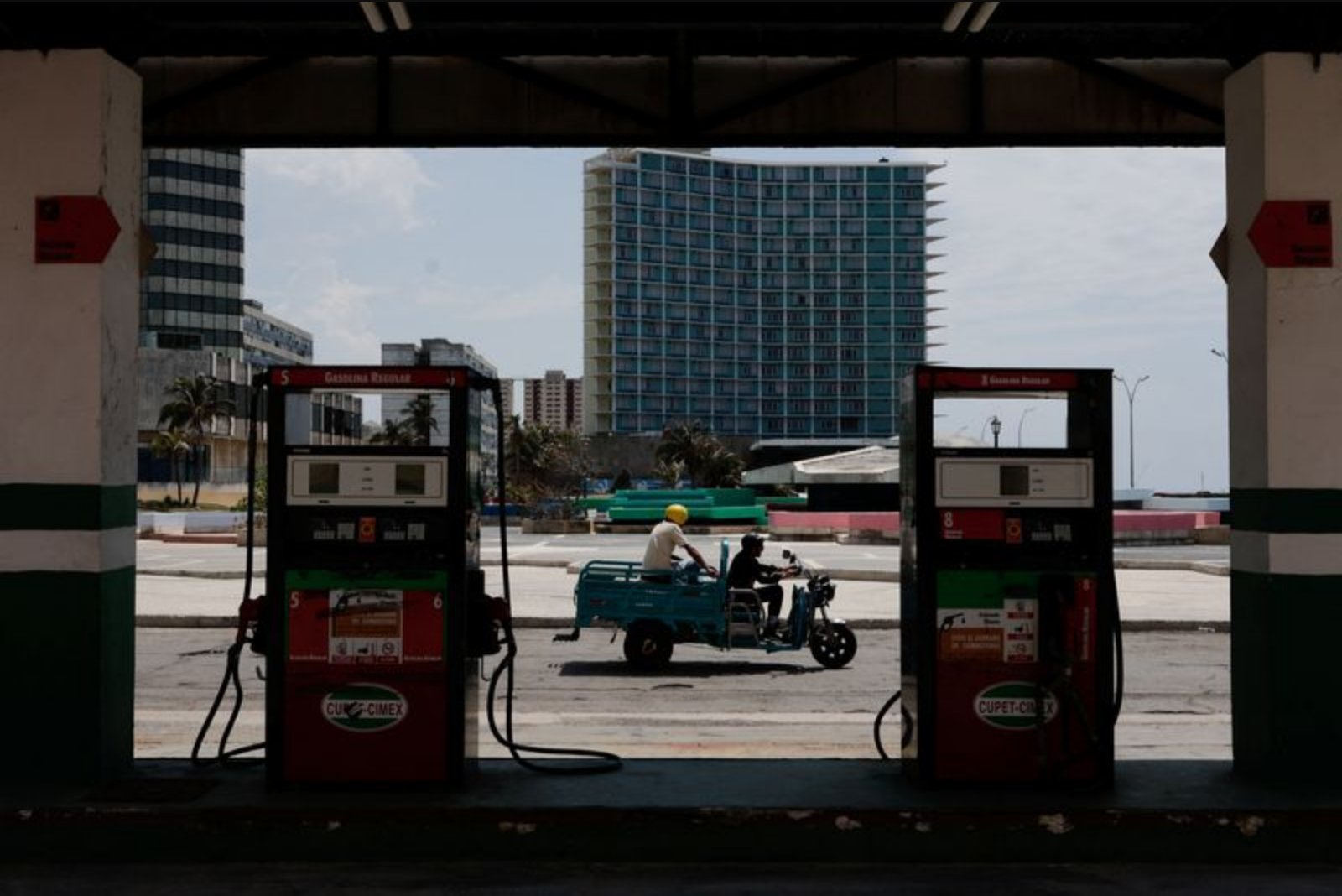 Cuba Exhausts Diesel and Fuel Oil Supplies as Power Cuts Intensify in Havana