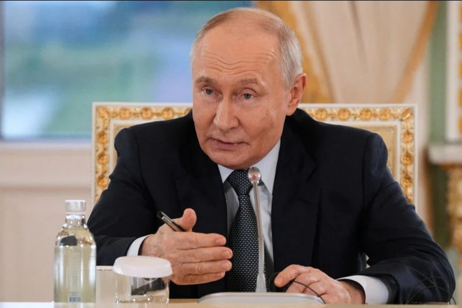 Russian hardliners dismiss Zelenskiy’s open letter as a staged provocation