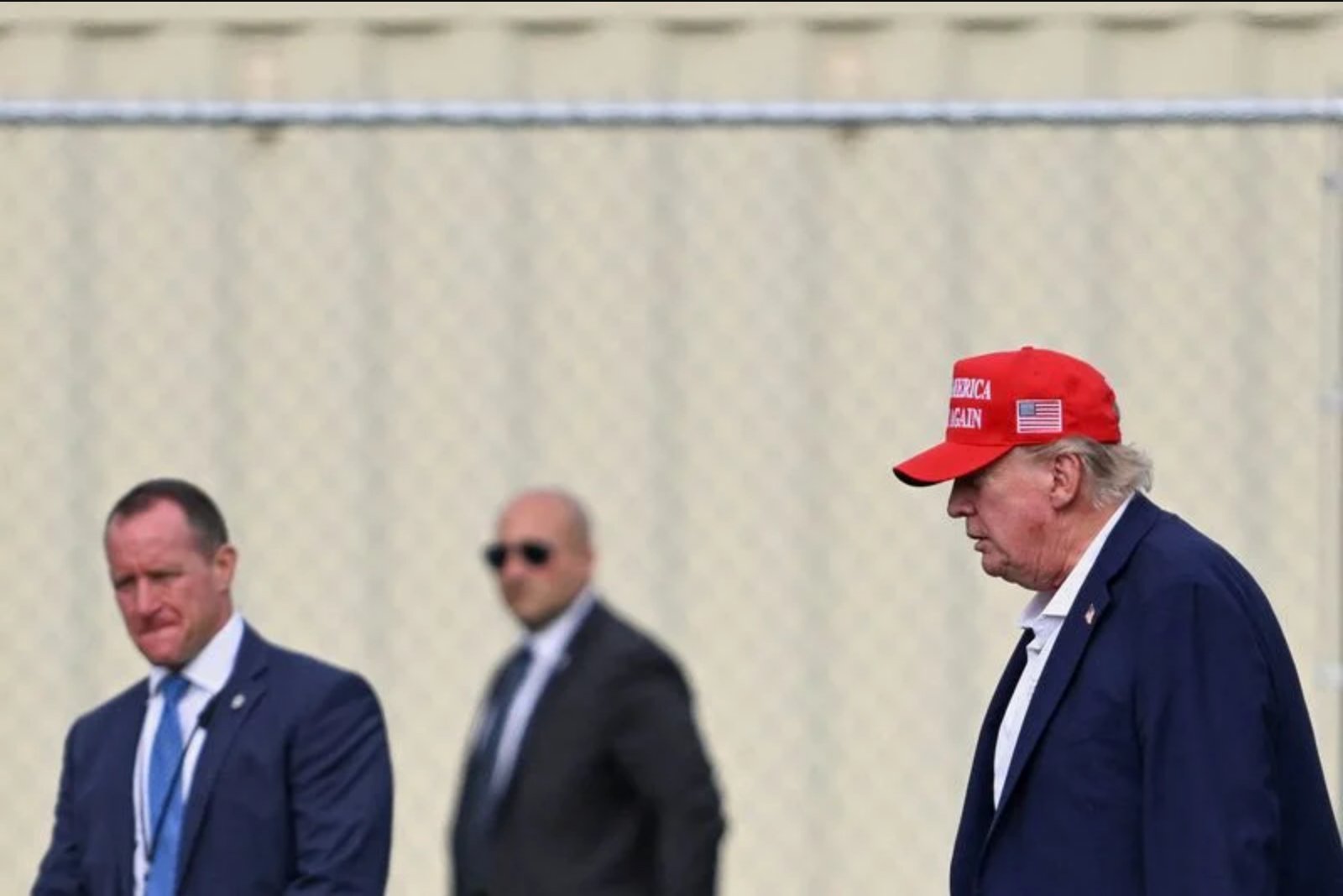 Trump Says No Talks with Iran Are Underway; U.S. Naval Blockade and Hormuz Status Emphasized
