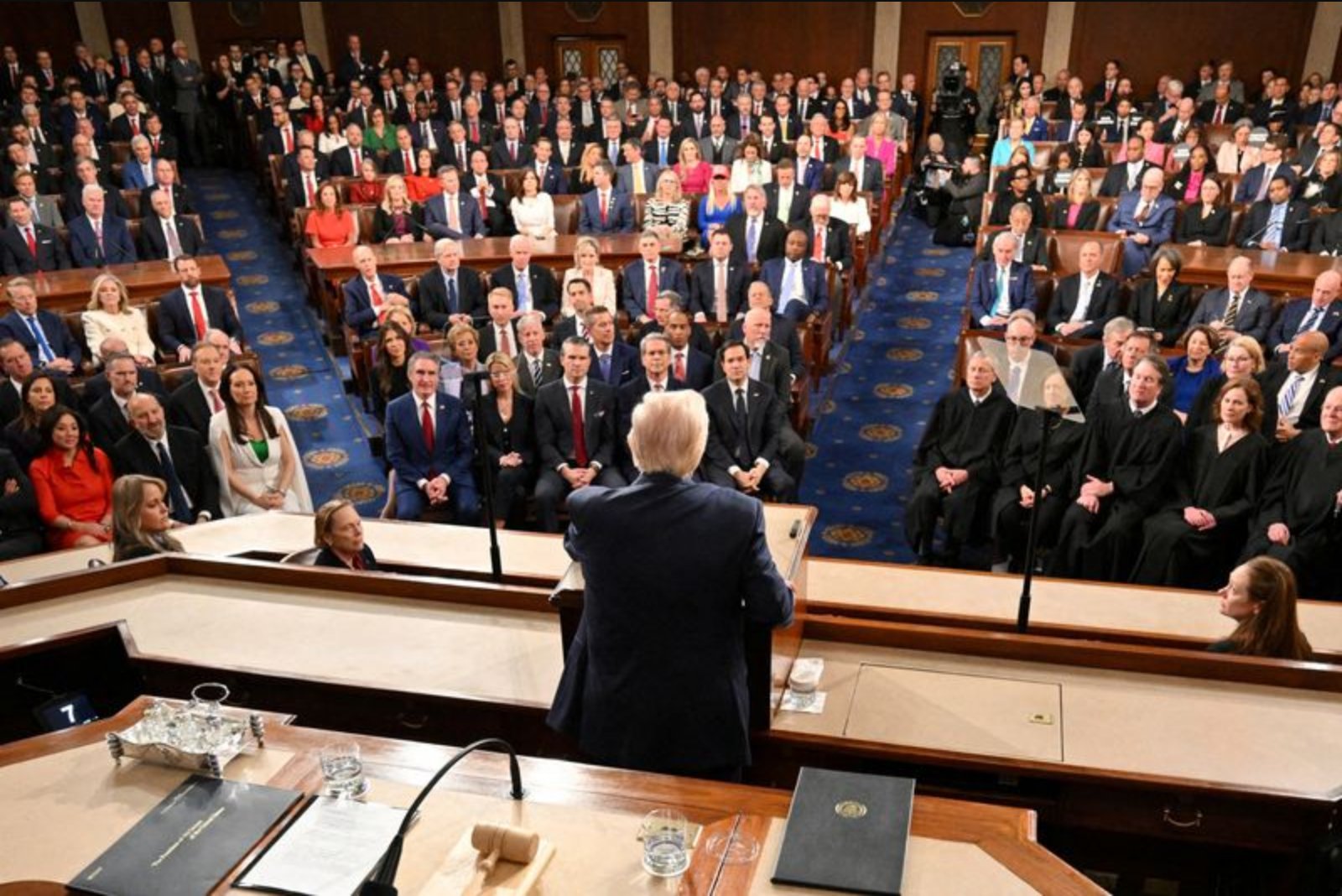 From Brief Report to Political Arena: How the State of the Union Became a Night of Confrontation