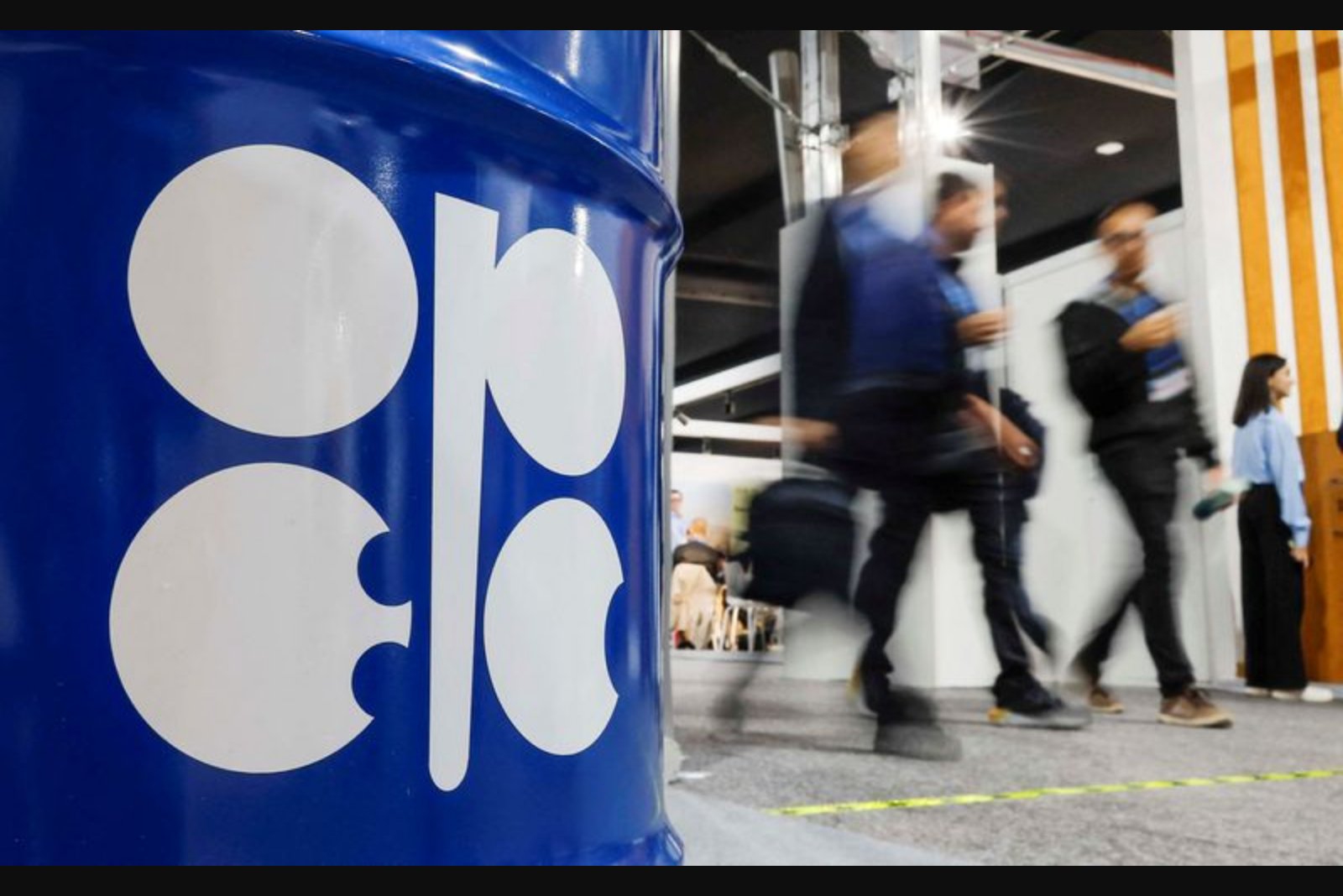 OPEC+ Poised to Approve Modest Output Increase as UAE Exits Group