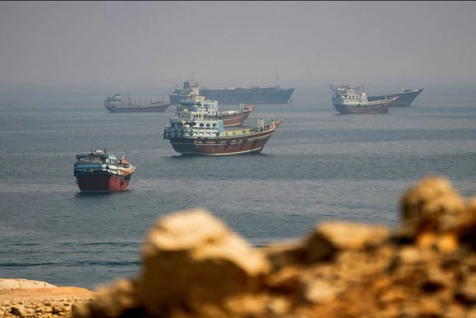 Surge in Supertanker Orders as US-Iran Conflict Reshapes Long-Haul Oil Routes