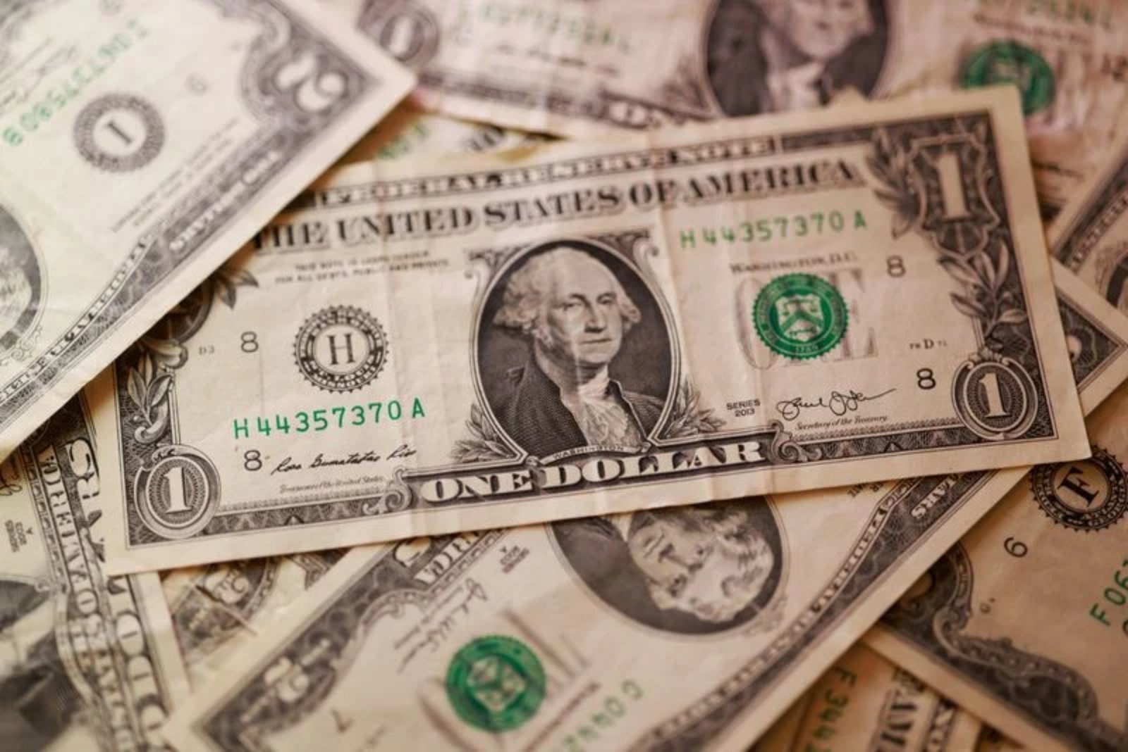 Fund-Raising Rises While U.S. Direct-Lending Slows Sharply
