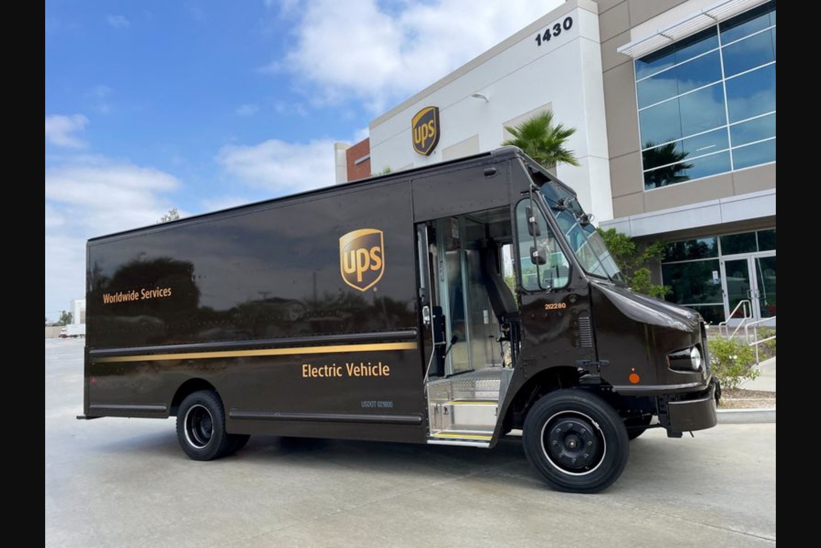 UPS Pushes Deeper into Prescription Drug Deliveries as Macro Risks Loom