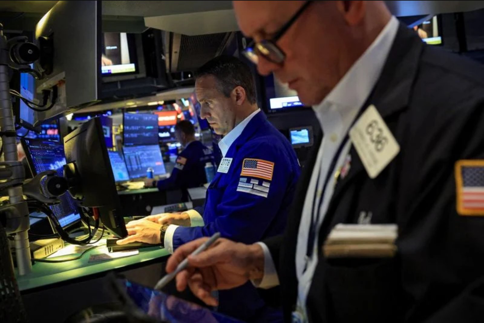 Barclays and Stifel Raise S&P 500 Year-End Target to 7,800 on Strong Earnings Outlook