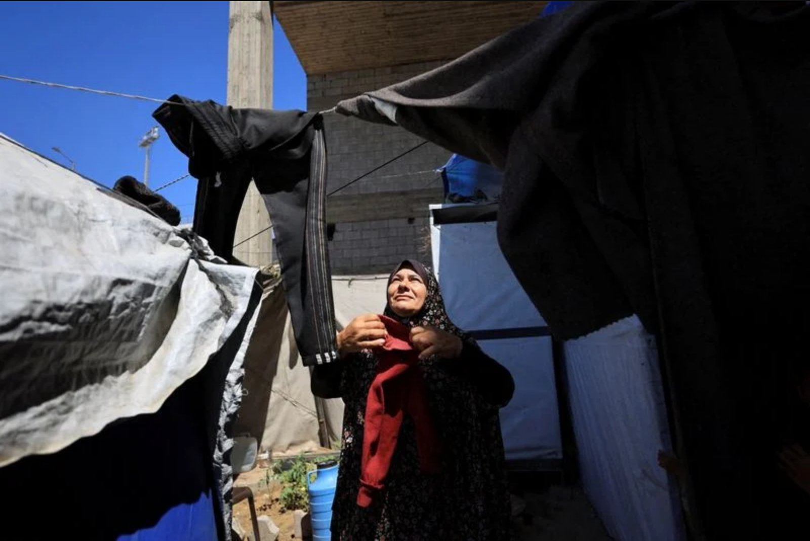 Four Palestinians Killed in Gaza as Mediators Resume Ceasefire Talks in Cairo