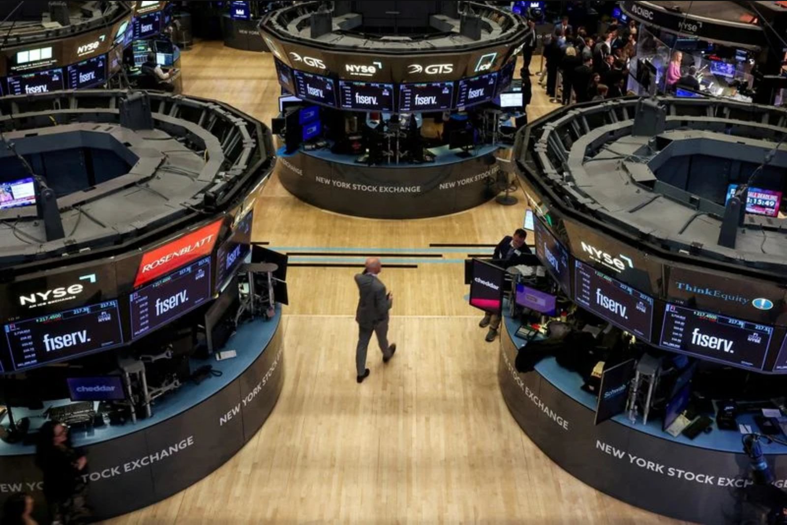 Packed Week of Data, Bank Results and Iran Tensions to Test Market Resolve