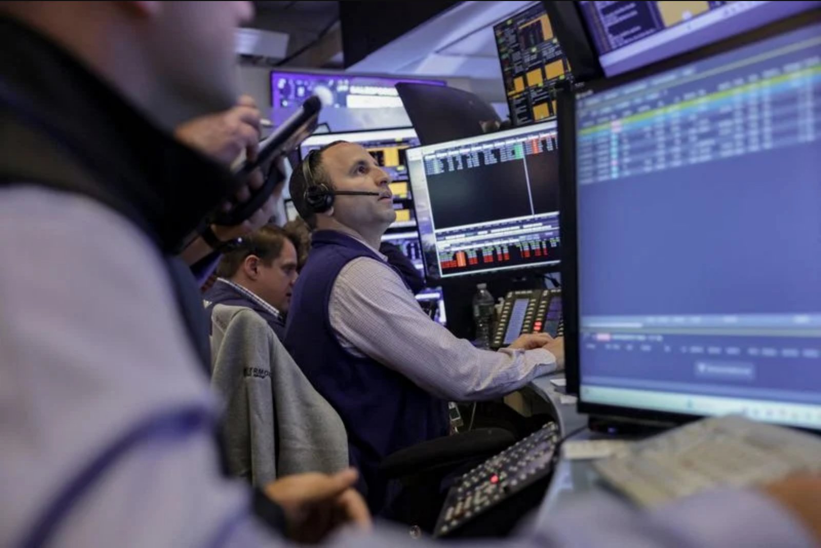 Retail Buying Propels U.S. Software ETF to Largest Single-Day Inflow on Record