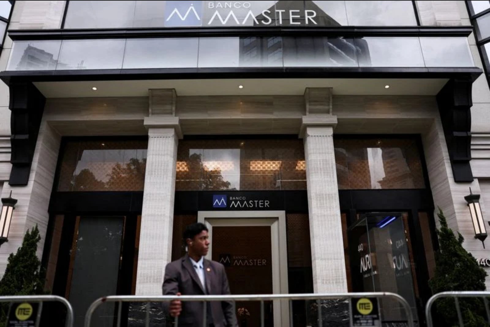 Federal Police Raid Targets Executive Linked to Banco Master Communication Effort