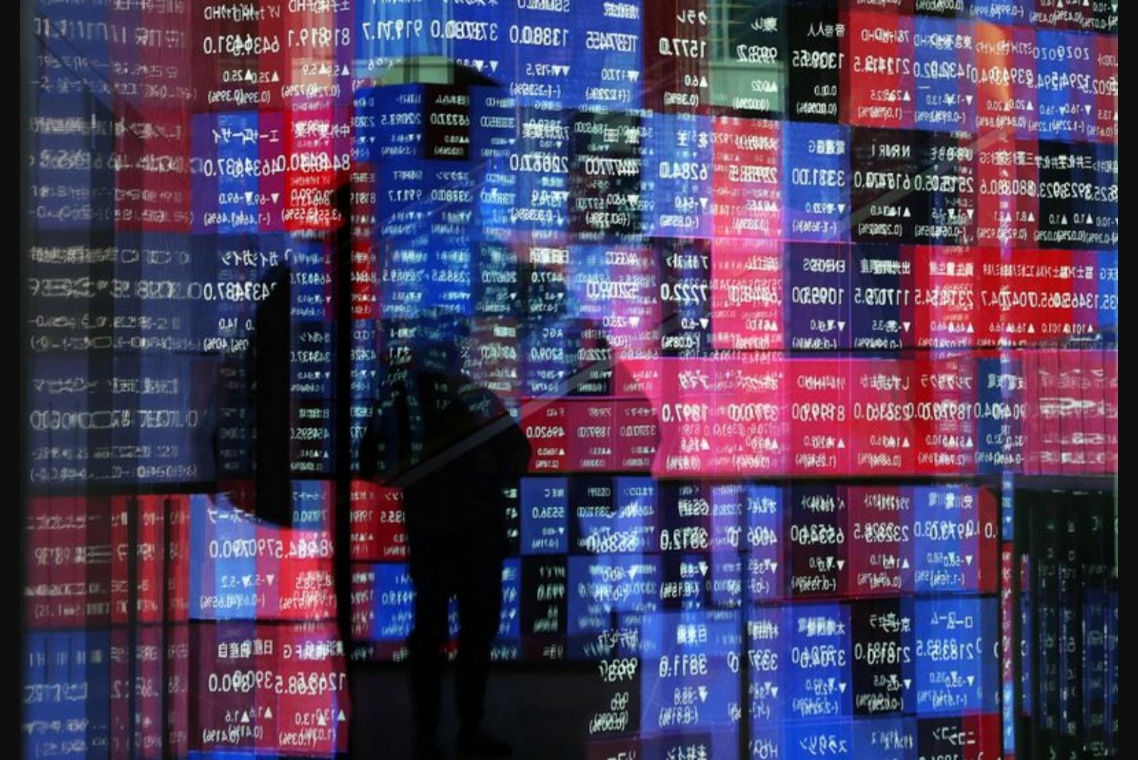 Asian Stocks Pull Back From Records as Tech Margin Concerns Spur Bond Rally