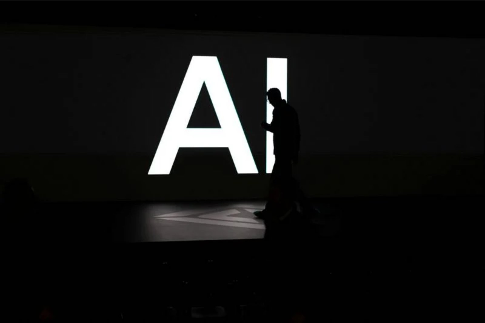 Tech and Corporate Employers Cut Jobs as Capital Flows Toward AI Infrastructure