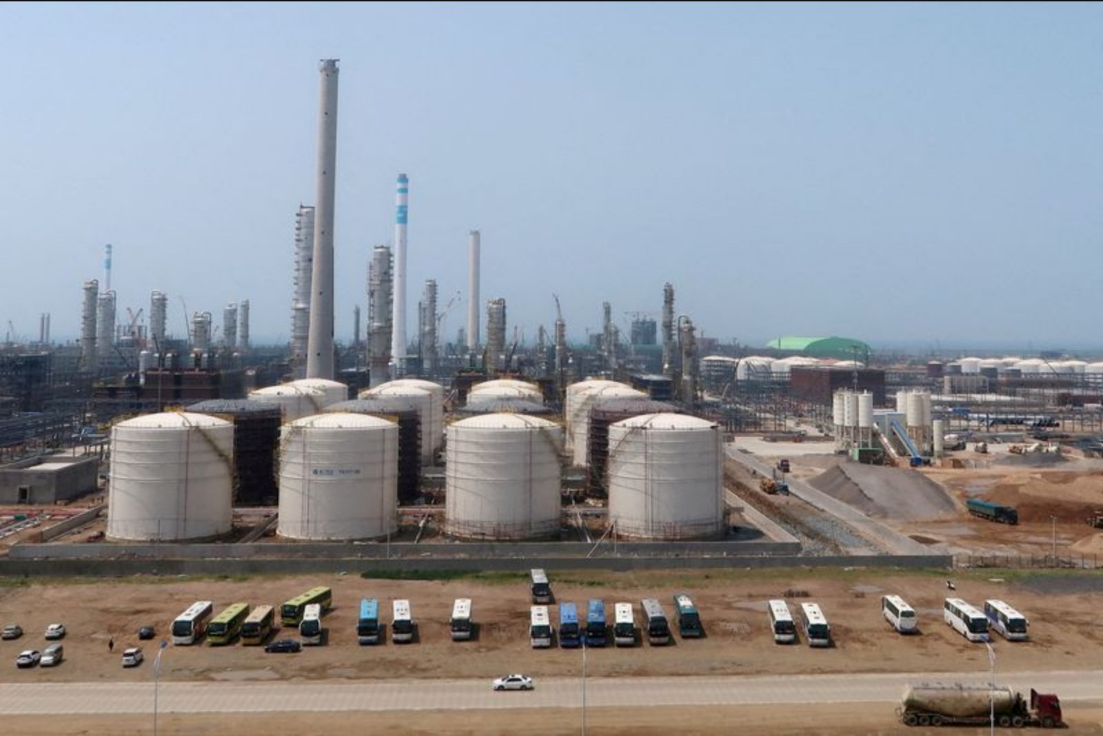 Hengli’s Rise Meets Geopolitics: U.S. Sanctions Shake China’s Integrated Petrochemical Champion