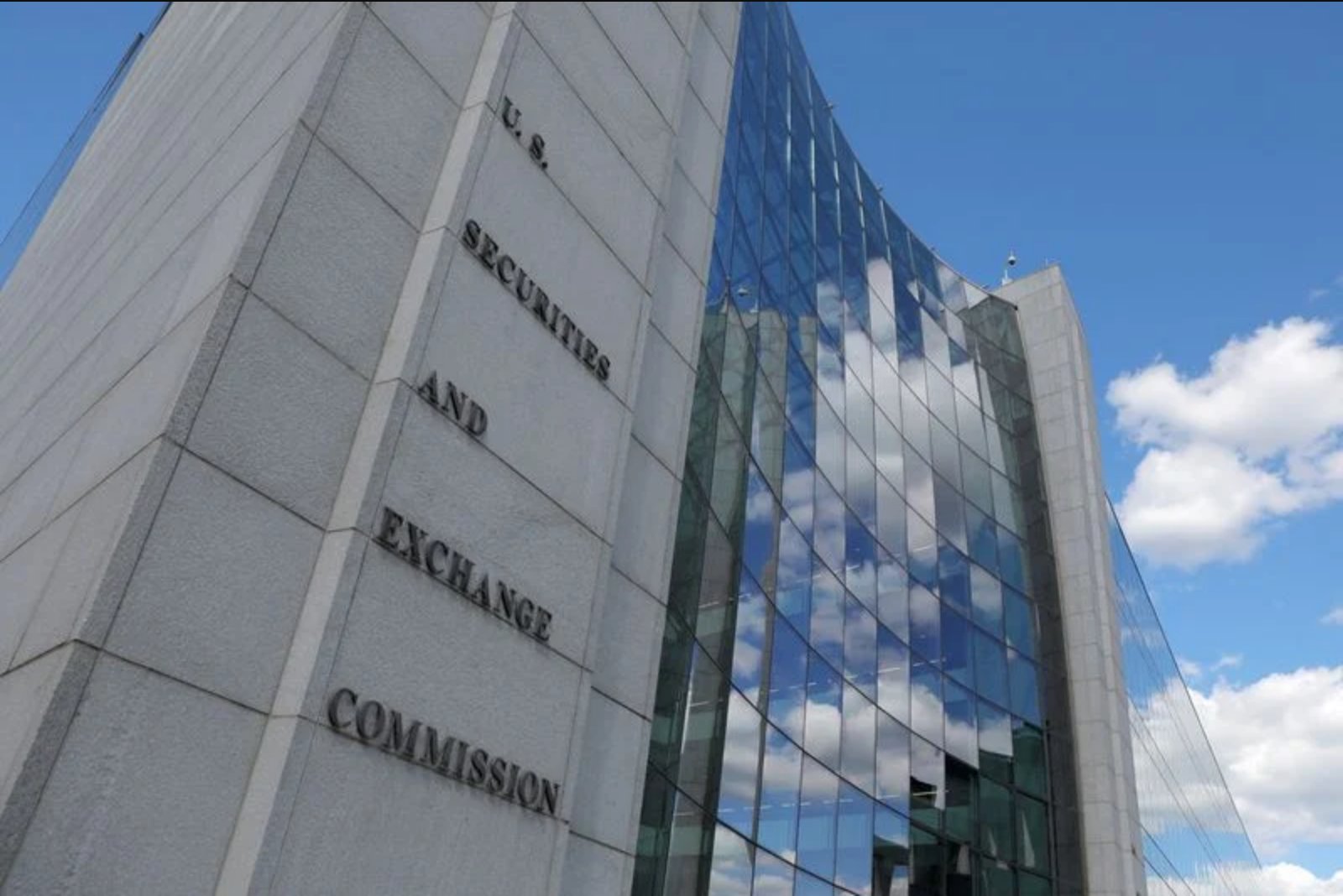 Ex-Western Asset Bond Chief Pleads Guilty in SEC Obstruction Case