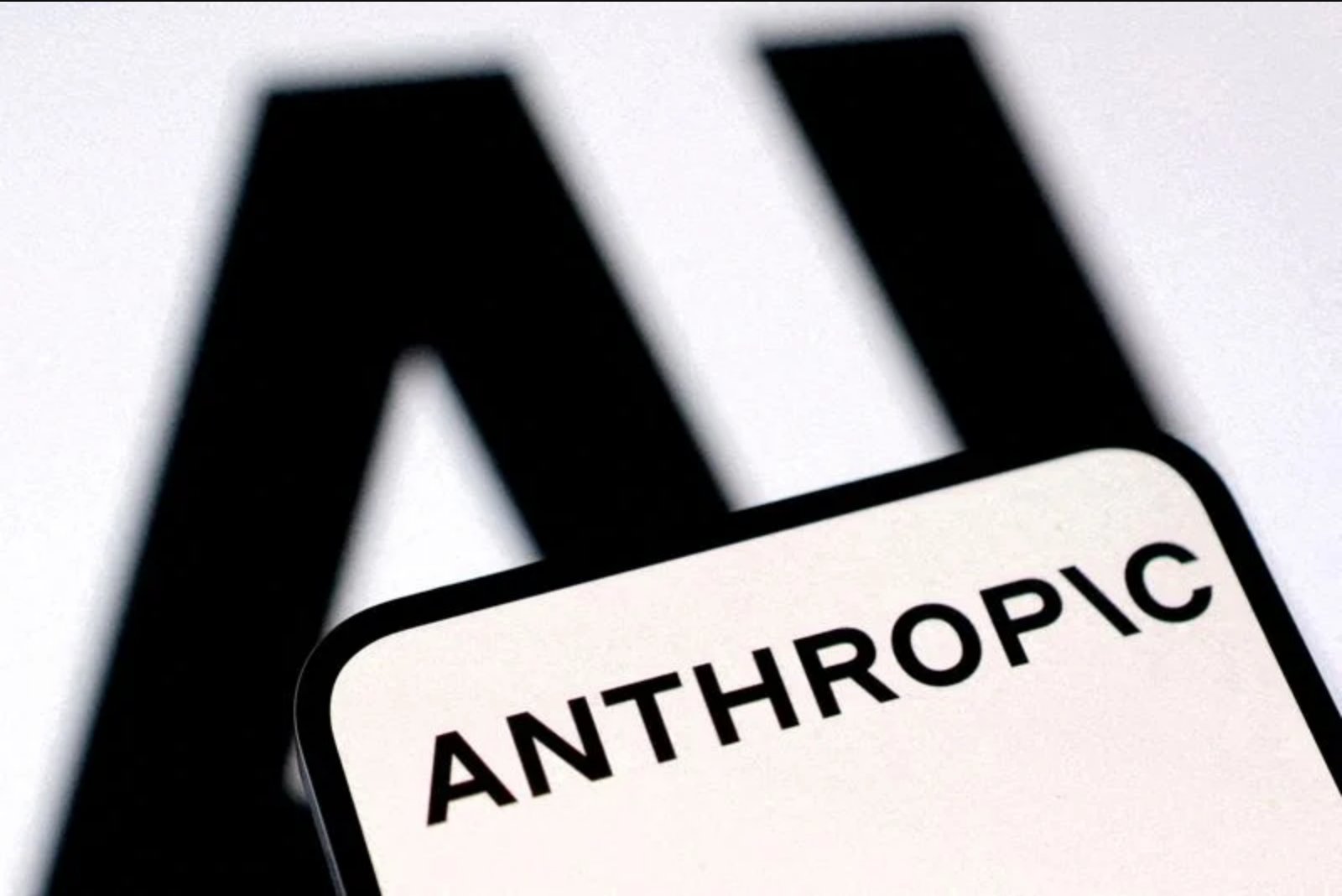 Anthropic Confidentially Files for U.S. IPO, Setting Up High-Stakes Test for AI Market