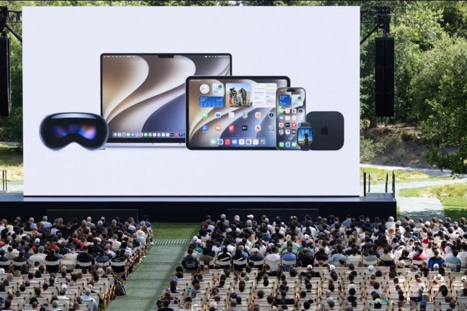 Morgan Stanley: Apple’s AI Siri Faces Limits Because of Older iPhones