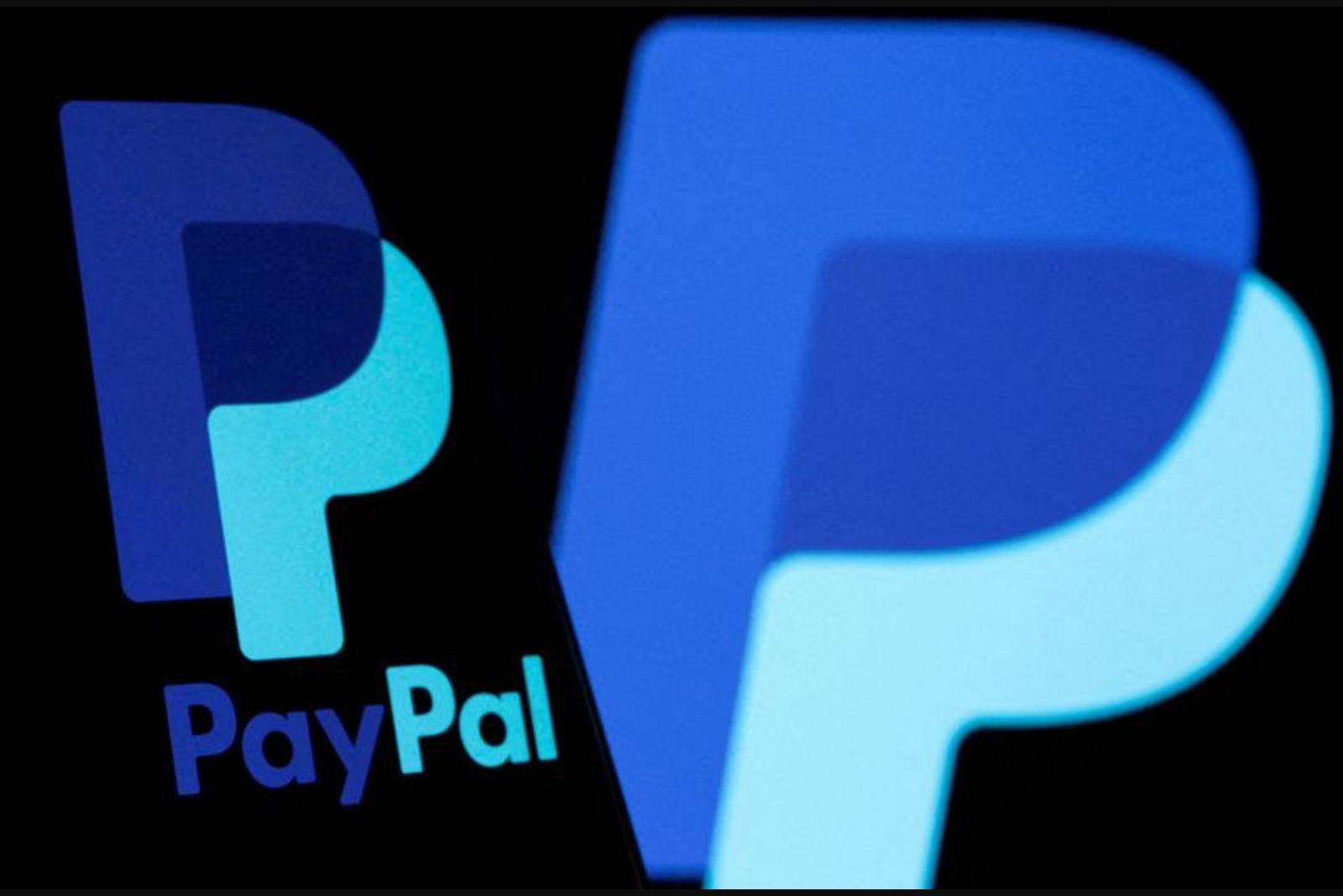 Tencent connects PayPal to WeChat Pay QR network, letting U.S. users pay merchants across China