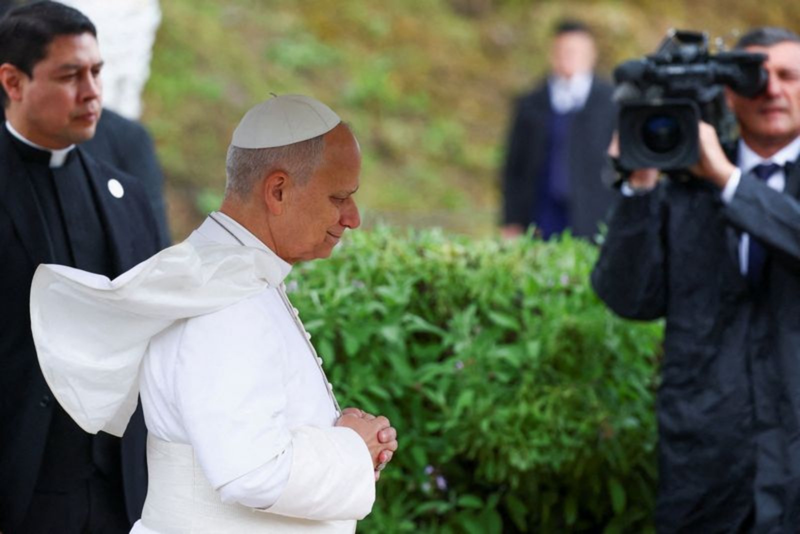 Pope Leo Visits St. Augustine’s Birthplace in Algeria, Reiterates Opposition to War