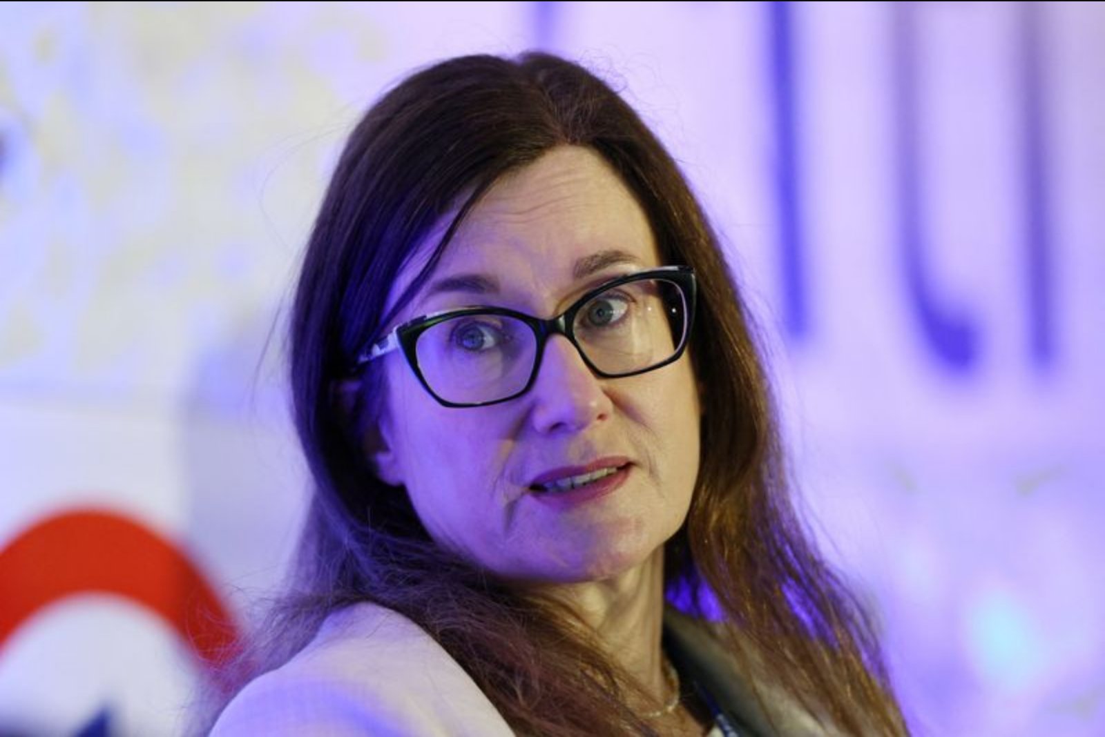 ASX CEO Helen Lofthouse to Exit in May as Exchange Moves Toward CHESS Phase One